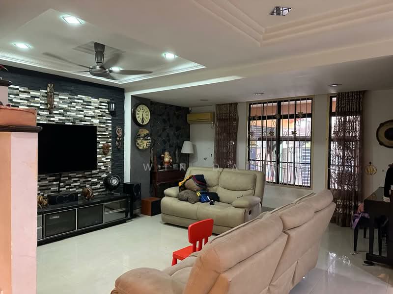 2-storey Terraced House for Sale in Bukit Indah (Iskandar Puteri (Nusajaya)) - Edwin Dass - Living Room - PropertyGuru.com.my