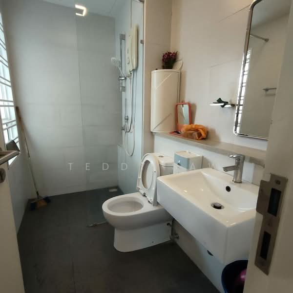 Rumah Teres untuk Dijual di Tamansari (Rawang) - Teddy Saw - Bathroom - PropertyGuru.com.my
