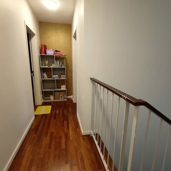Rumah Teres untuk Dijual di Tamansari (Rawang) - Teddy Saw - Corridor - PropertyGuru.com.my