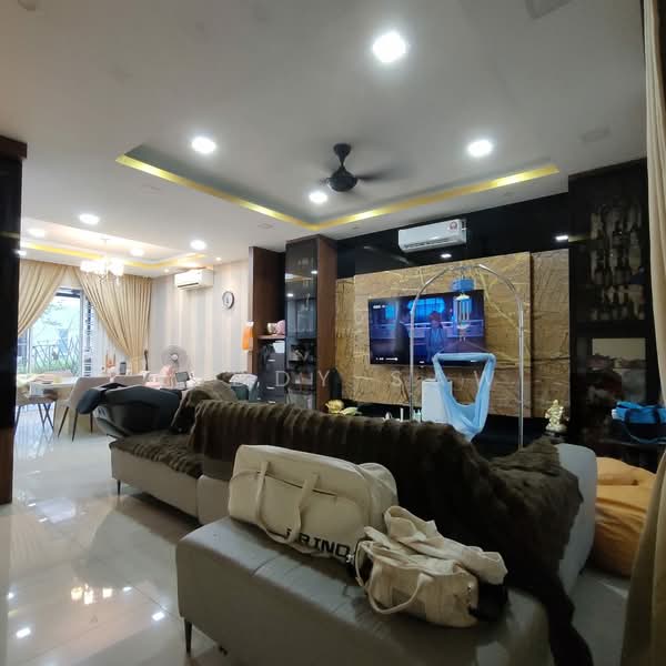 Rumah Teres untuk Dijual di Tamansari (Rawang) - Teddy Saw - Living Room - PropertyGuru.com.my