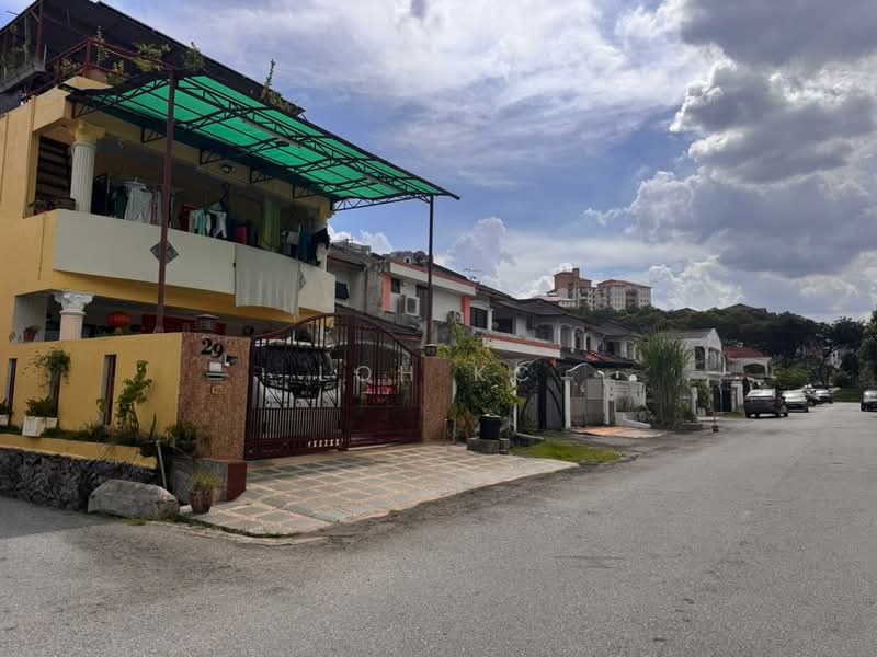 2-storey Terraced House for Sale in Cheras (Kuala Lumpur) - Loh KC - Exterior - PropertyGuru.com.my