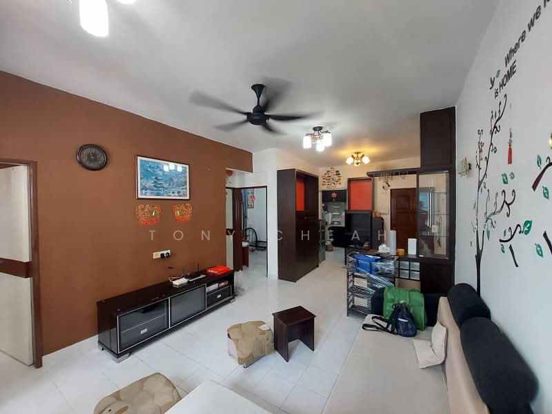 Pangsapuri untuk Dijual di Asia Heights - Tony Cheah - Living Room - PropertyGuru.com.my