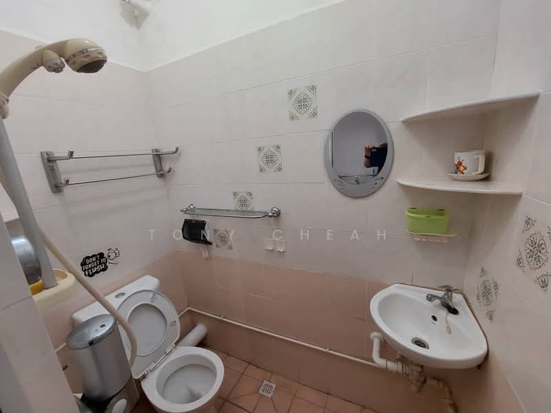 Pangsapuri untuk Dijual di Asia Heights - Tony Cheah - Bathroom - PropertyGuru.com.my