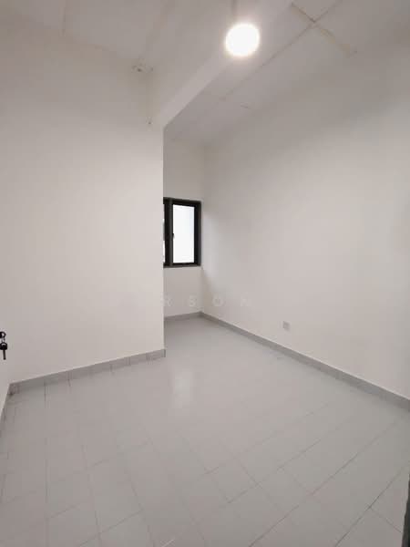2-storey Terraced House for Sale in Taman Desa Cemerlang (Ulu Tiram) - Carson . - PropertyGuru.com.my