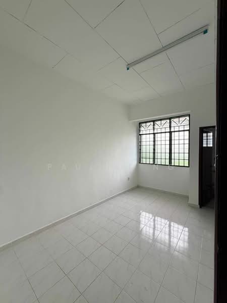 Rumah Teres 2 Tingkat untuk Dijual di Taman Johor Jaya (Johor Bahru) - Pauline Ng - Interior - PropertyGuru.com.my