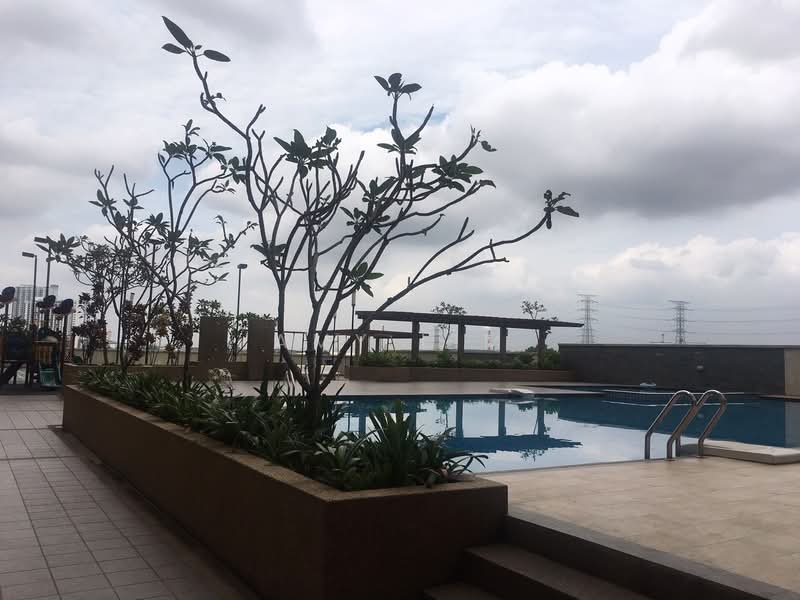 Servis Apartment untuk Dijual di Alam Idaman - Amy Lim - Pool - PropertyGuru.com.my