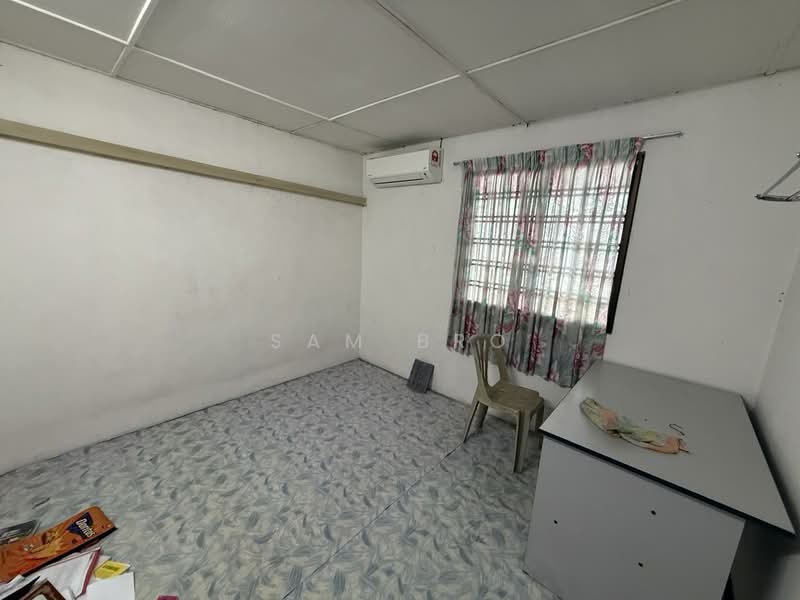 2-storey Terraced House for Sale in Taman Muhibbah (Kluang) - Sam Bro - Interior - PropertyGuru.com.my