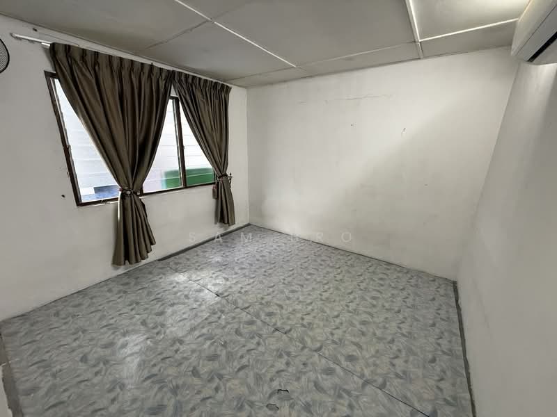 2-storey Terraced House for Sale in Taman Muhibbah (Kluang) - Sam Bro - Interior - PropertyGuru.com.my