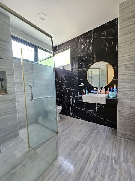 Rumah Berkembar untuk Dijual di Pandan Perdana (Cheras) - Jeffrey Ooi - Bathroom - PropertyGuru.com.my