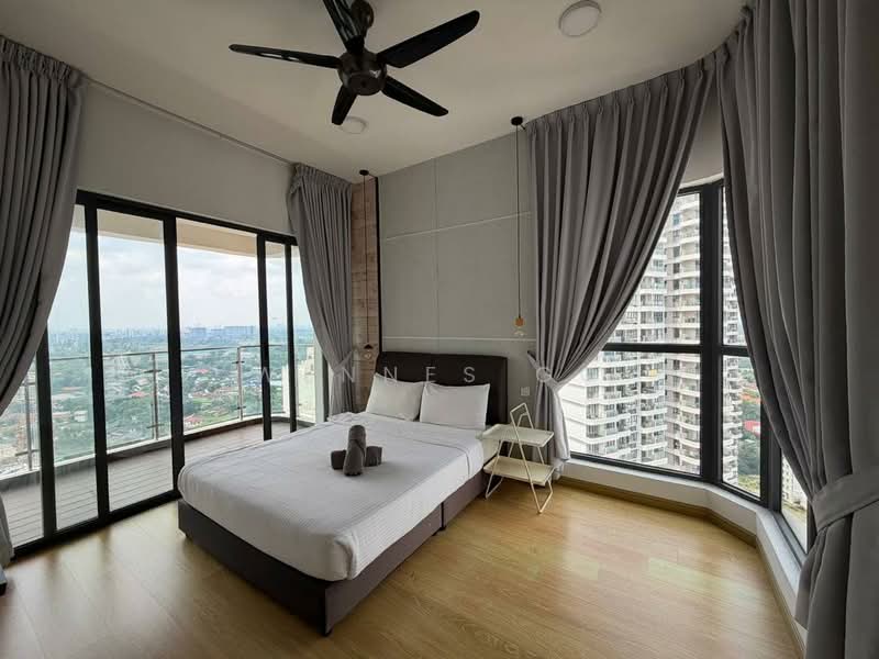 Condominium for Sale at Royal Strand @ Country Garden Danga Bay - Wennes Go - Bedroom - PropertyGuru.com.my