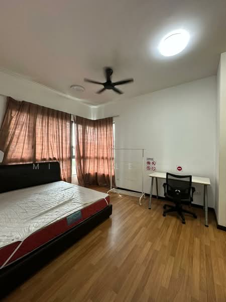 Kondominium untuk Dijual di Nautica Lake Suites - Michelle Boh - Bedroom - PropertyGuru.com.my