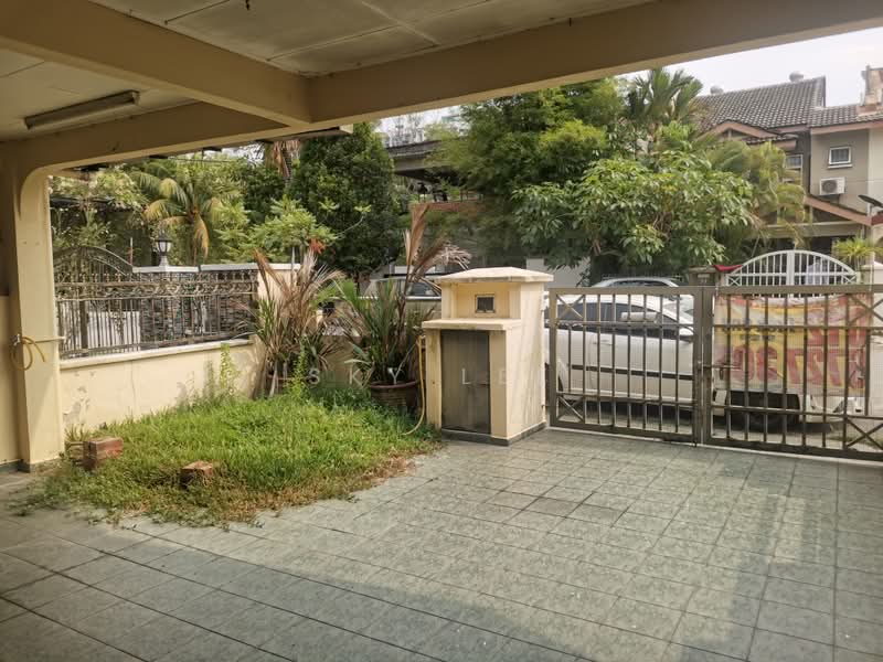 2-storey Terraced House for Sale in Taman Putra Prima (Puchong) - Sky Lee - Exterior - PropertyGuru.com.my