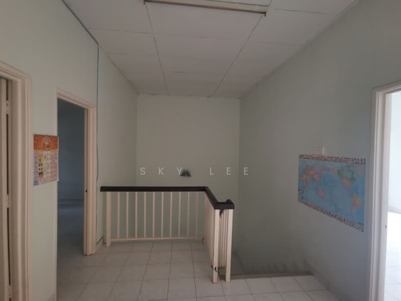 2-storey Terraced House for Sale in Taman Putra Prima (Puchong) - Sky Lee - Corridor - PropertyGuru.com.my