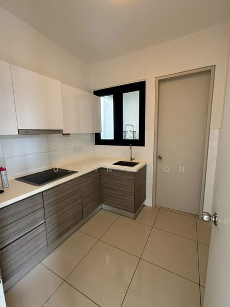 Service Residence for Rent at 28 Boulevard - Justin Chon - Kitchen - PropertyGuru.com.my