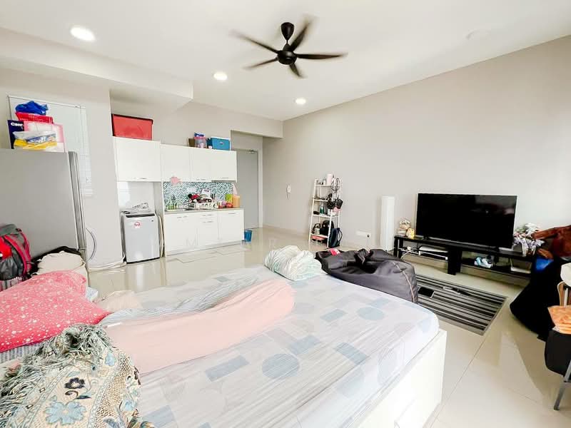 Service Residence for Sale at Cybersquare - Amzar Faiz - PropertyGuru.com.my