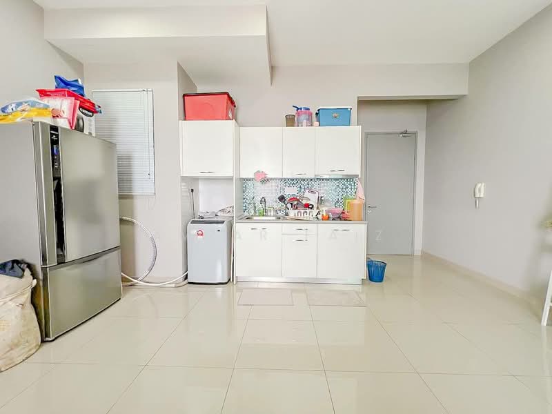 Service Residence for Sale at Cybersquare - Amzar Faiz - PropertyGuru.com.my