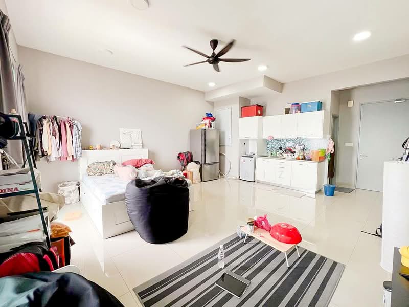 Service Residence for Sale at Cybersquare - Amzar Faiz - PropertyGuru.com.my