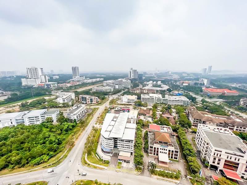Service Residence for Sale at Cybersquare - Amzar Faiz - PropertyGuru.com.my
