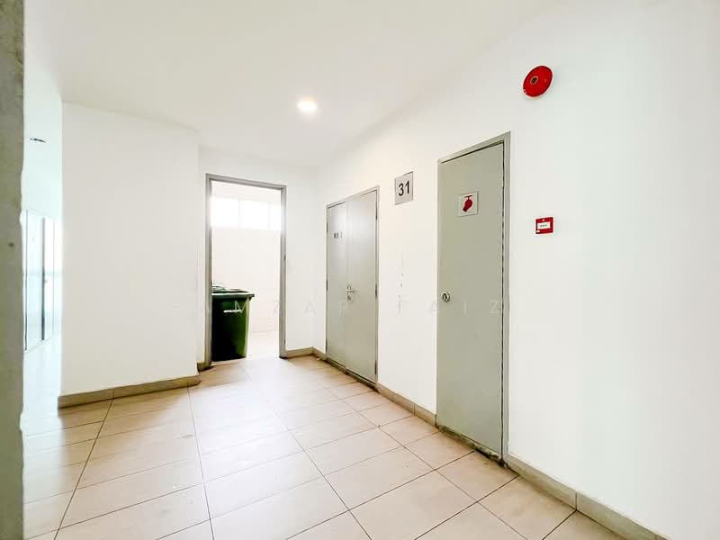 Service Residence for Sale at Cybersquare - Amzar Faiz - PropertyGuru.com.my