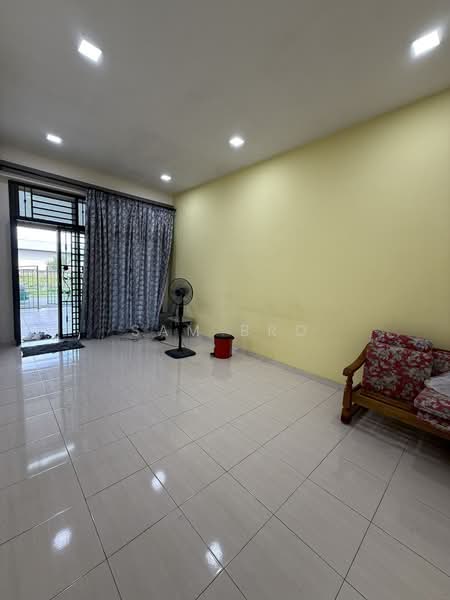 Rumah Teres 1 Tingkat untuk Disewa di Taman Nasib (Kluang) - Sam Bro - Living Room - PropertyGuru.com.my