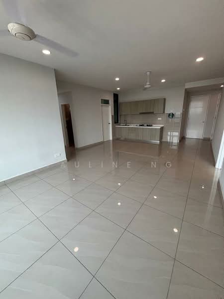 Pangsapuri untuk Disewa di Bayu Puteri 1 - Pauline Ng - Living Room - PropertyGuru.com.my
