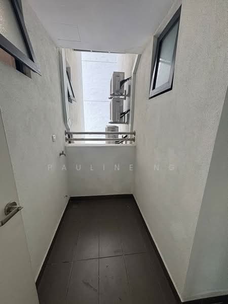 Pangsapuri untuk Disewa di Bayu Puteri 1 - Pauline Ng - Balcony - PropertyGuru.com.my