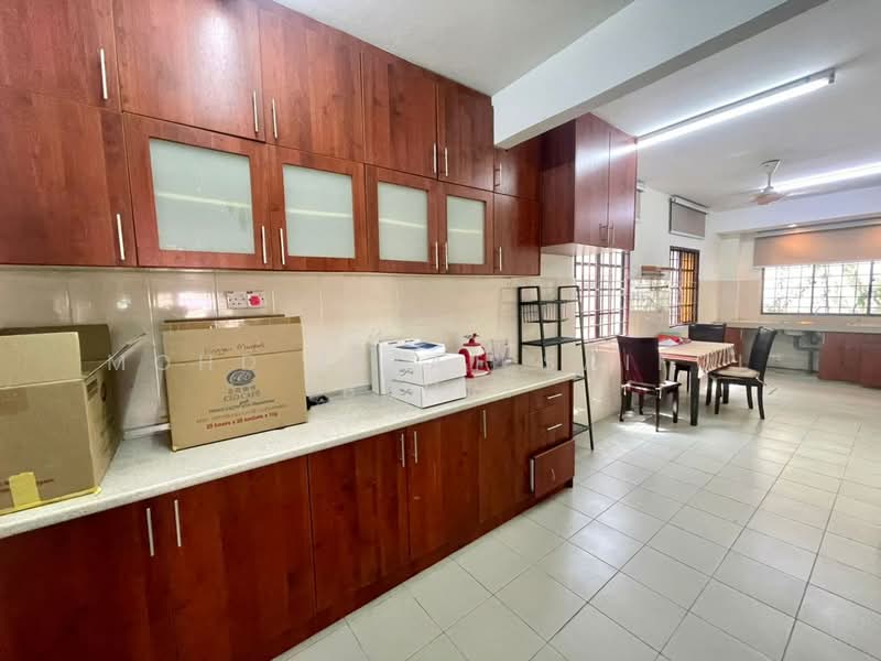 2-storey Terraced House for Sale in Seksyen 7 (Kota Damansara) - Mohd Aizat Saiful Bahri - Kitchen - PropertyGuru.com.my