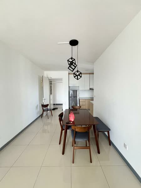 Servis Apartment untuk Disewa di United Point (Residensi Berpadu) - Yau Thai Soo - Dining Room - PropertyGuru.com.my