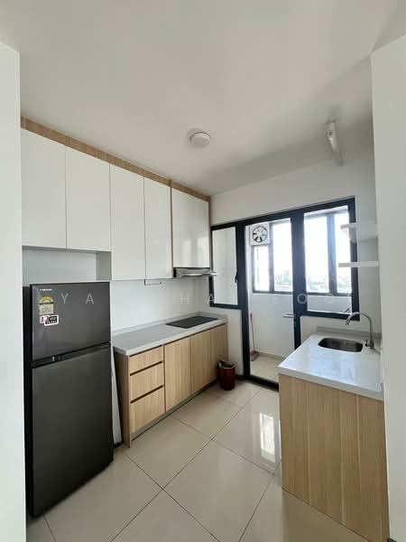 Servis Apartment untuk Disewa di United Point (Residensi Berpadu) - Yau Thai Soo - Kitchen - PropertyGuru.com.my