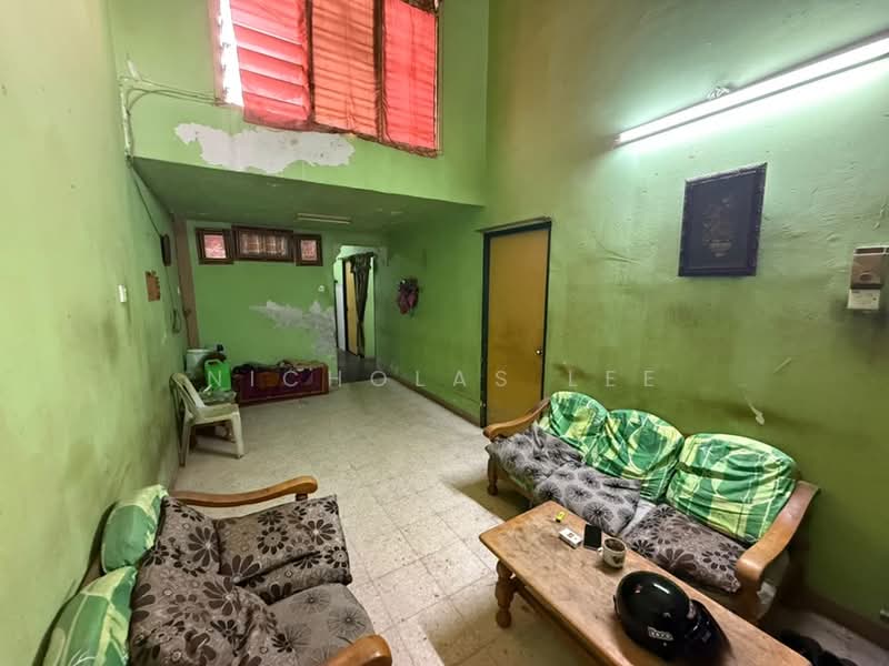 Rumah Teres 1 Tingkat untuk Dijual di Taman Muda (Simpang Pulai) - Nicholas Lee - Living Room - PropertyGuru.com.my