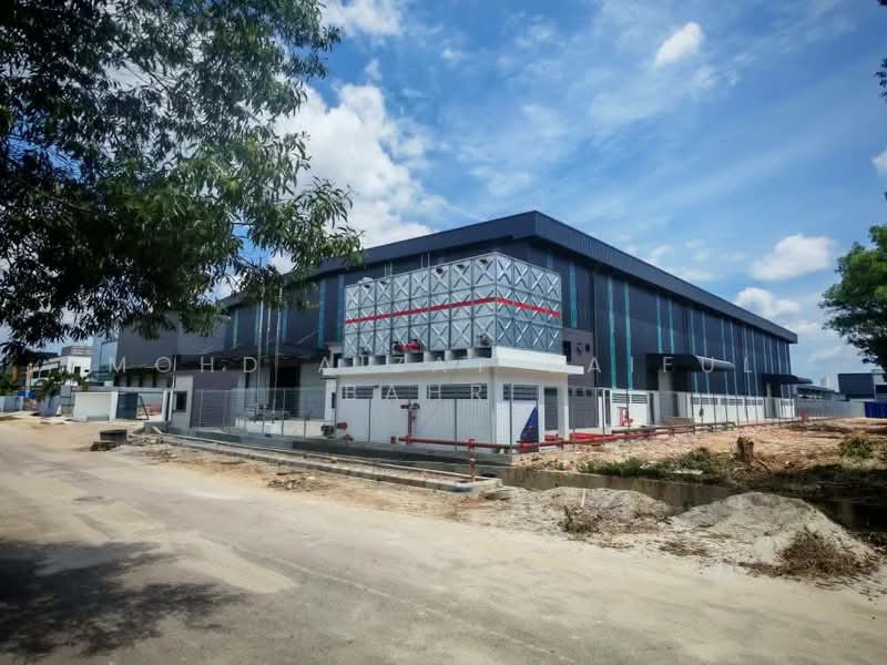 Detached Factory for Rent in Puncak Alam (Selangor) - Mohd Aizat Saiful Bahri - Exterior - PropertyGuru.com.my