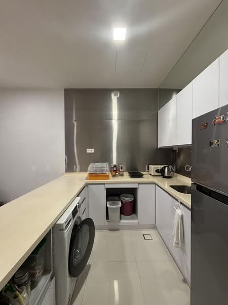Service Residence for Sale at Camellia Serviced Suites - Raymond Ling - Kitchen - PropertyGuru.com.my