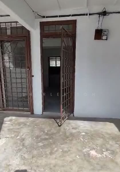 2-storey Terraced House for Sale in Taman Putra Perdana (Puchong) - Shirlee Toh - Entrance - PropertyGuru.com.my