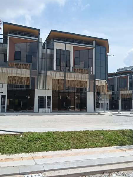 Kedai untuk Disewa di Johor Bahru (Johor) - Pauline Ng - Exterior - PropertyGuru.com.my