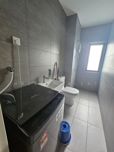 Servis Apartment untuk Disewa di Habitus @ City of Elmina - Hairul Haizat - Bathroom - PropertyGuru.com.my
