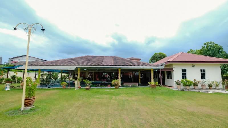 Rumah Banglo untuk Dijual di Sungai Buloh (Selangor) - Sa'a Nordin - Exterior - PropertyGuru.com.my