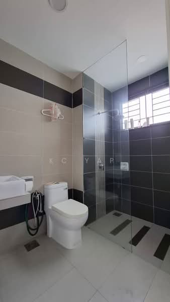 2-storey Terraced House for Sale in Rawang (Selangor) - KC Yap - Bathroom - PropertyGuru.com.my