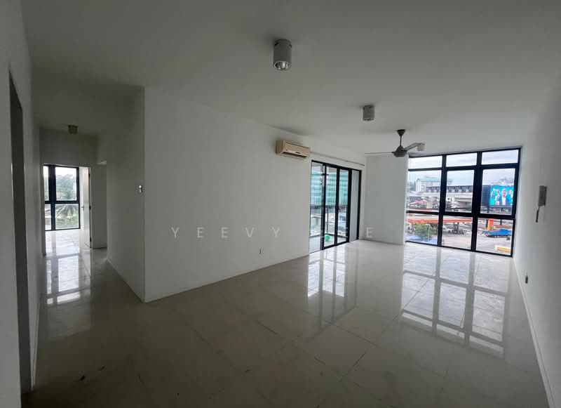 Kondominium untuk Dijual di Boulevard Residence - Yeevy Lee - Living Room - PropertyGuru.com.my