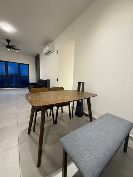 Kondominium untuk Dijual di D'Ivo - Melissa Teng - Dining Room - PropertyGuru.com.my