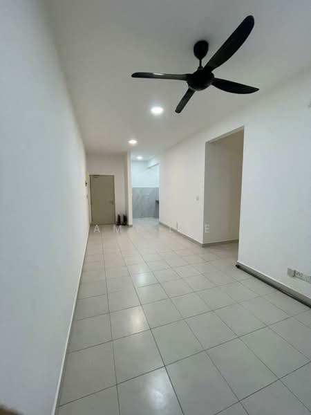 Kondominium untuk Disewa di Sky Awani Residensi 2 - Amy Lee - Corridor - PropertyGuru.com.my