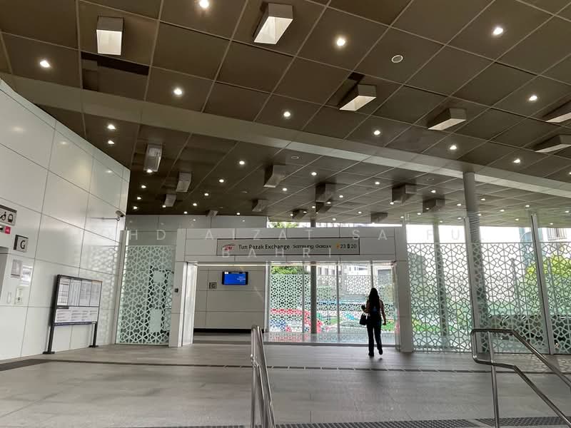 Office for Rent in Tun Razak Exchange (Kuala Lumpur) - Mohd Aizat Saiful Bahri - Entrance - PropertyGuru.com.my