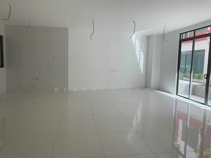 Rumah Teres 4 Tingkat untuk Dijual di Taman Rifle (Ayer Itam) - Beverly Lim - PropertyGuru.com.my