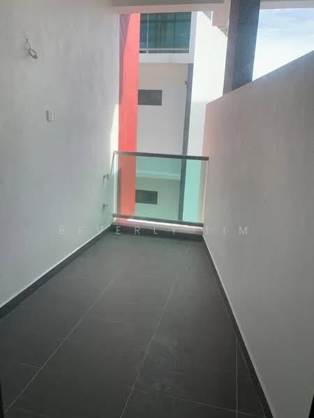 Rumah Teres 4 Tingkat untuk Dijual di Taman Rifle (Ayer Itam) - Beverly Lim - PropertyGuru.com.my