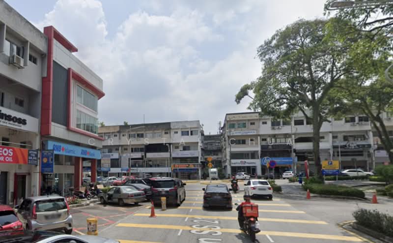 Shop for Rent in Petaling Jaya (Selangor) - Crystal Chua - Exterior - PropertyGuru.com.my
