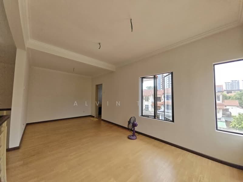 Terraced House for Sale in Bandar Kinrara Seksyen 1 (Bandar Kinrara) - Alvin Teh - Living Room - PropertyGuru.com.my