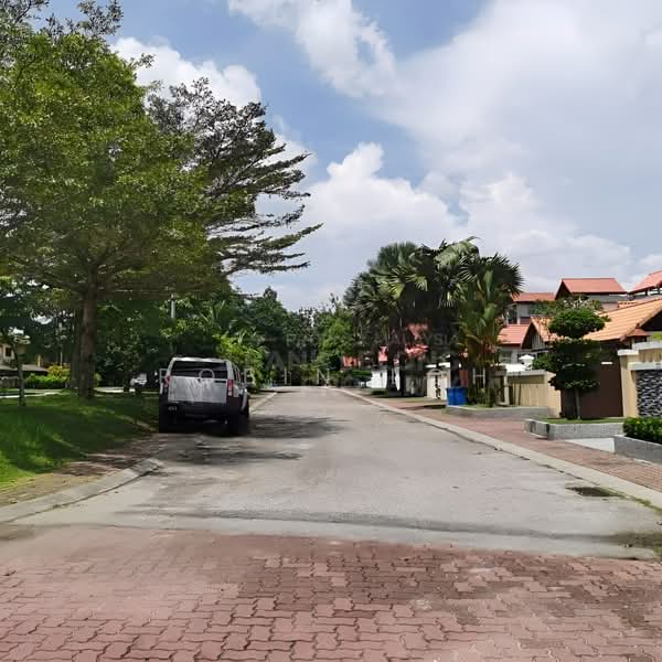 Rumah Teres 2 Tingkat untuk Dijual di U8, Taman Bukit Jelutong (Shah Alam) - Robin Loh - PropertyGuru.com.my