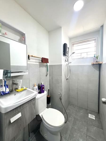 Service Residence for Sale at Acacia - Amzar Faiz - PropertyGuru.com.my