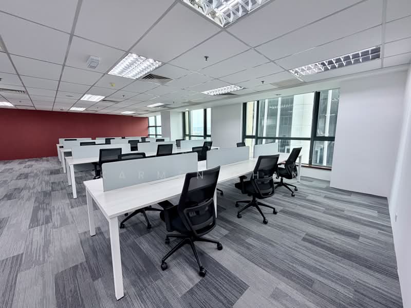 Office for Rent in KLCC (KL City Centre) - Karmen Chan - Open Workspace - 24 pax - PropertyGuru.com.my