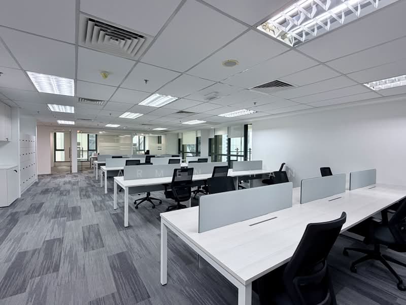 Office for Rent in KLCC (KL City Centre) - Karmen Chan - Open Workspace - 24 pax - PropertyGuru.com.my