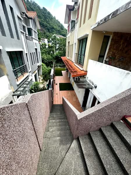 Semi-Detached House for Sale in Ampang (Kuala Lumpur) - Mohd Aizat Saiful Bahri - Exterior - PropertyGuru.com.my